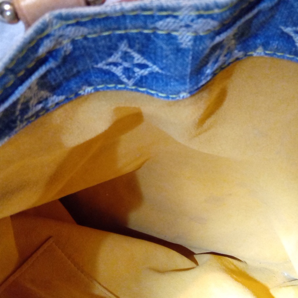 🔥🔥LOUIS VUITTON BLUE DENIM SAC PLAT - Picture 13 of 15